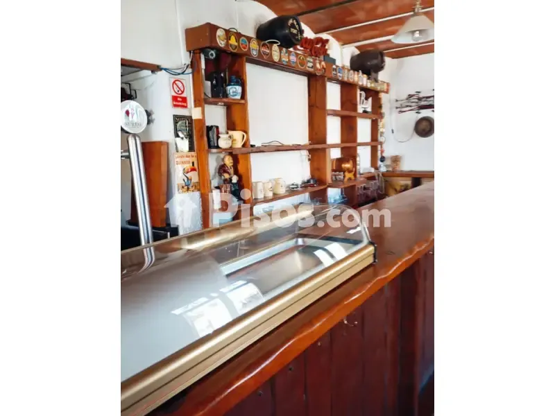Cuisine - Restaurant with Apartments in Cala de Bou
