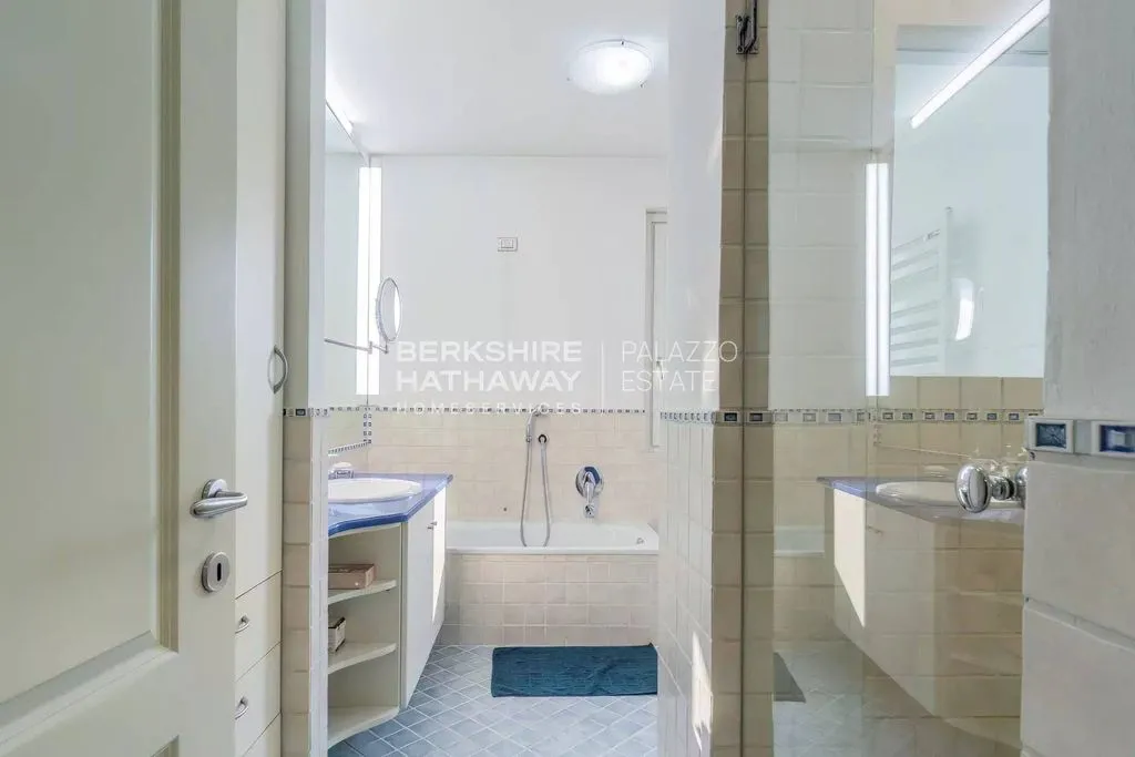 Vannitoad - Luxury Villa with Lake Views in Cernobbio
