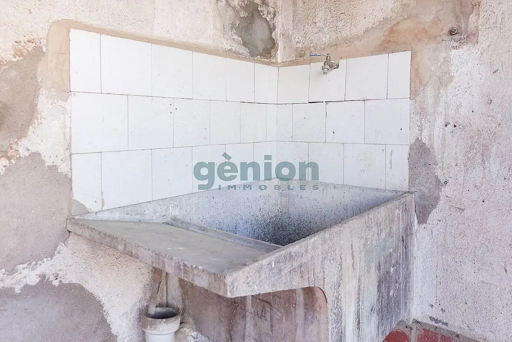 Vannitoad - Historic Flat with Balcony in Girona Centre