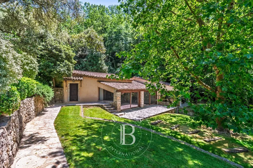 Jardin - Bastide Luxueuse avec Piscine à Grasse