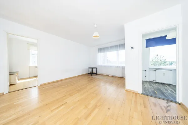 Elutuba - 2-Bedroom Apartment with North-Facing Balcony in Rapla