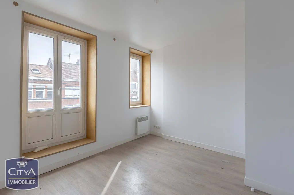 Pièces - Immeuble de Rapport sur l'Avenue de Dunkerque à Lille