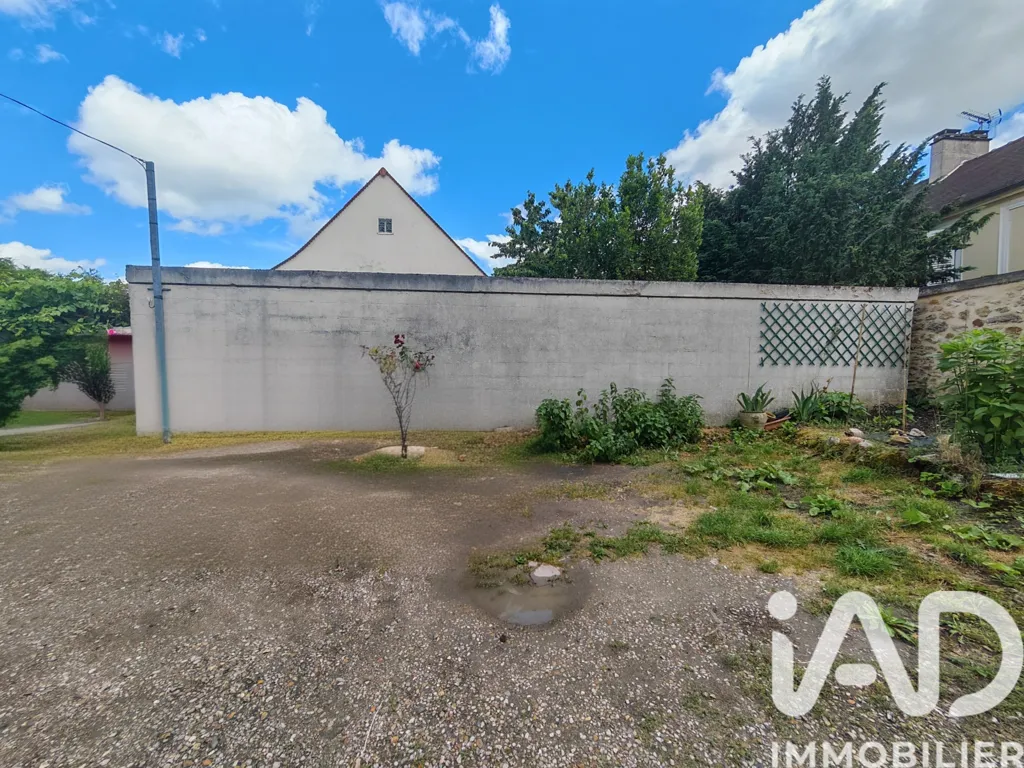 Aed - Storage Unit in Yerres