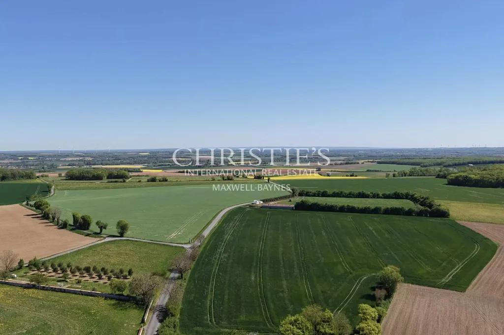 Vista aerea - Historic Manor with Courtyard in Tusson, Charente