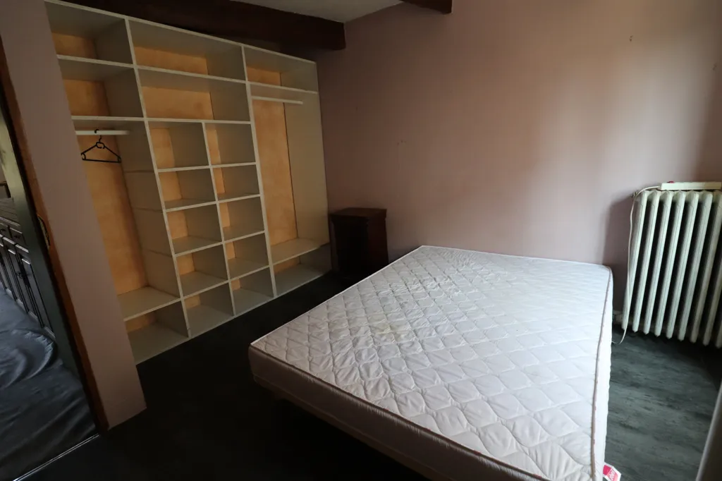 Schlafzimmer - Stone Cottage with Rental Potential in Desaignes