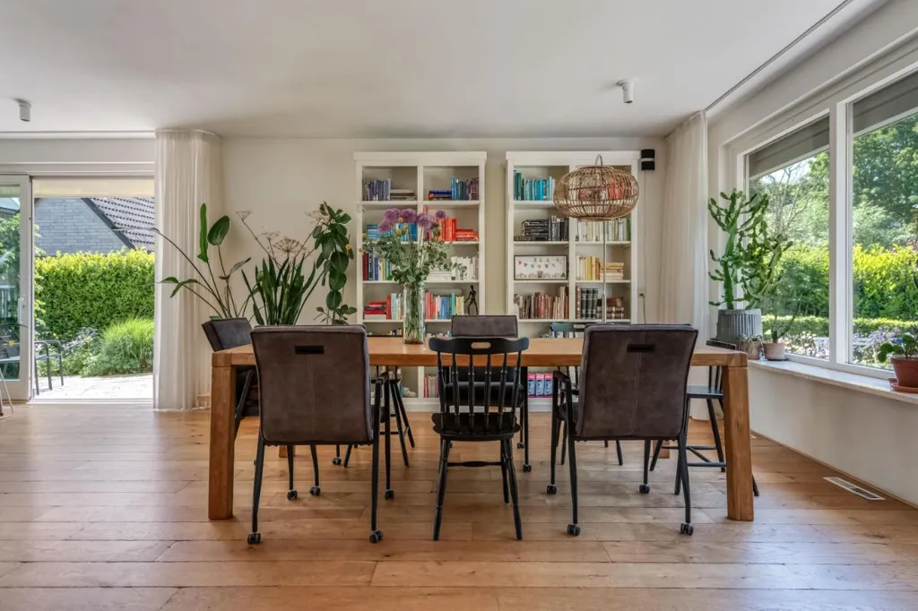 Salle à manger - Characterful Bungalow with Garden in Hasselt