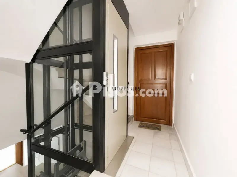 Pièces - Apartment with Balcony in Valencia's El Carmen