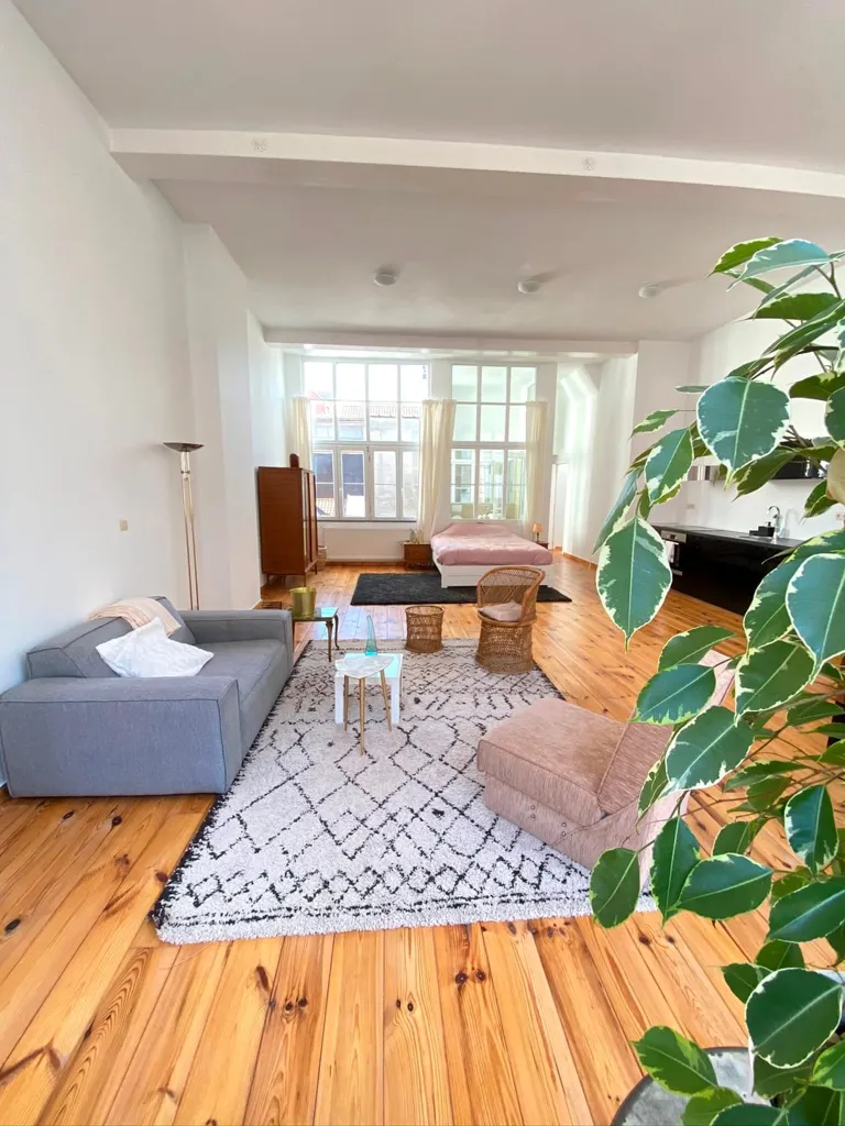 Elutuba - 1BR Loft with Large Windows in Saint-Gilles