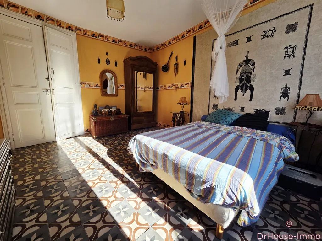 Magamistoad - Spacious House with 5 Bedrooms in Chalon-sur-Saône