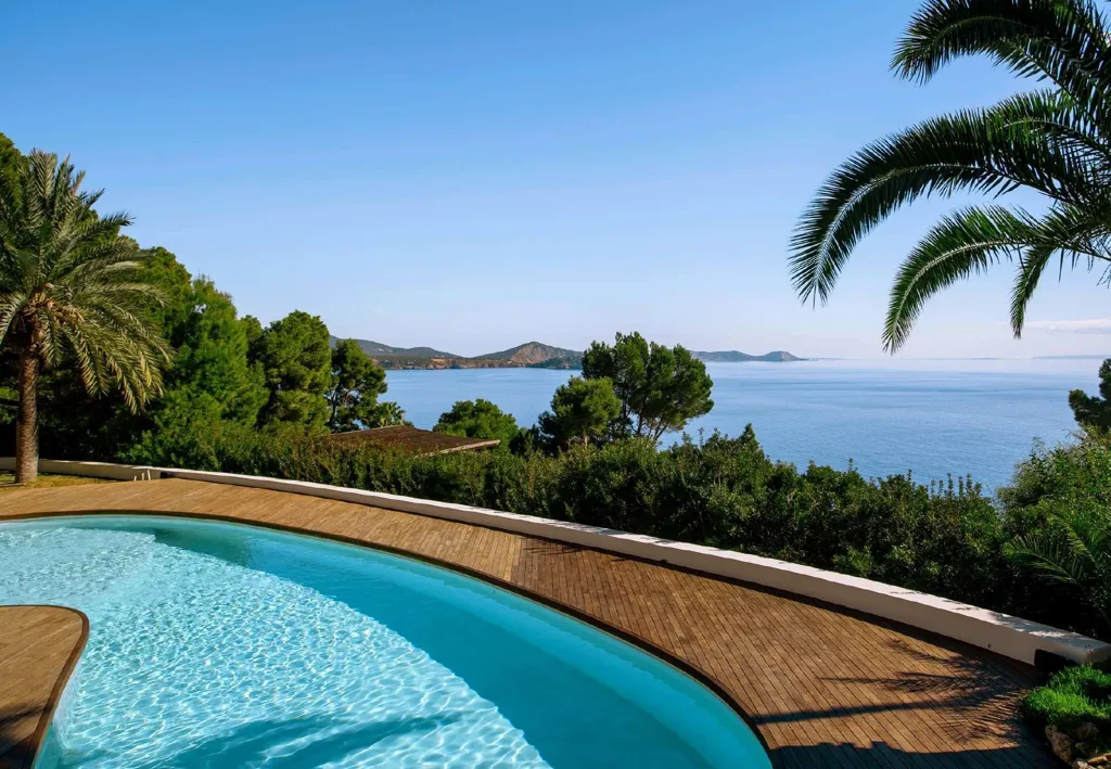 Piscine - Renovated Villa with Sea View in Es Cubells, Ibiza