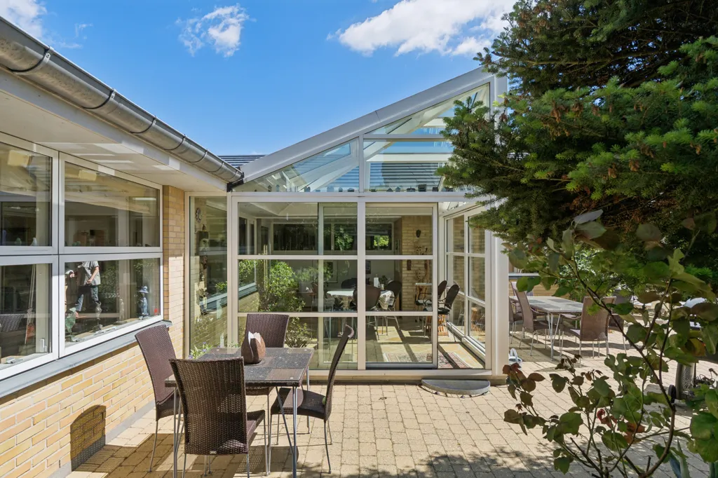 Terrasse - 1966 Villa with Garden in Hørsholm