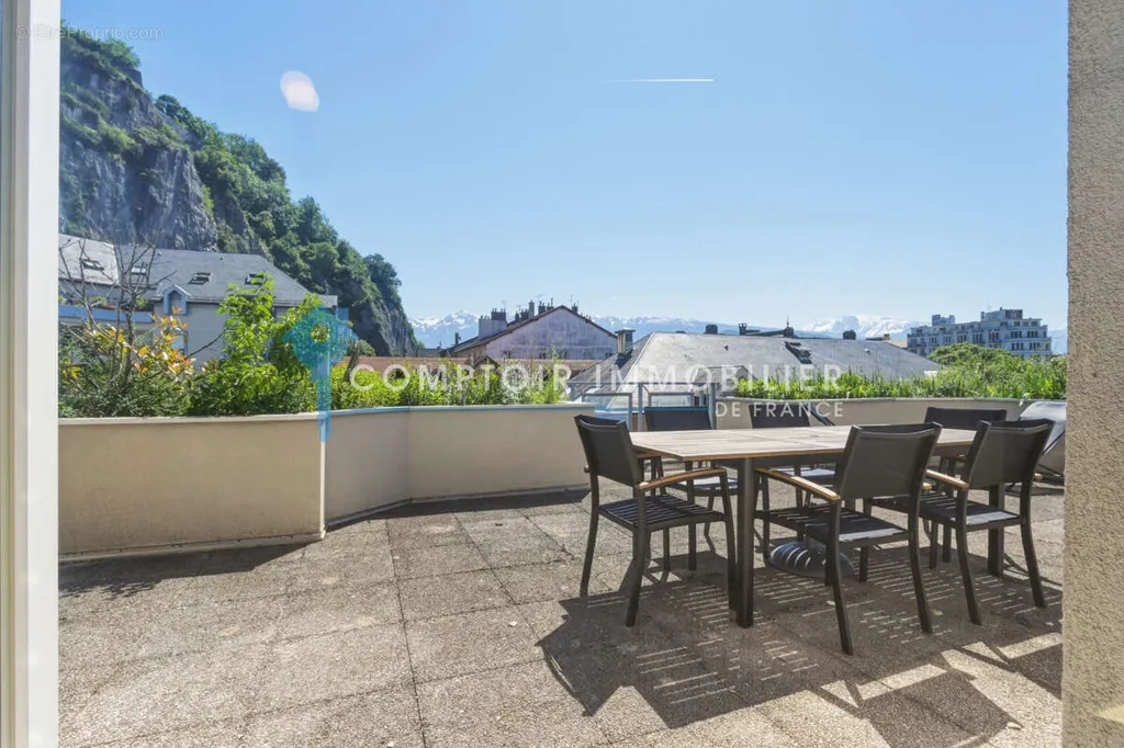 Terrasse - Appartement Duplex avec Terrasse 45m2 à Grenoble