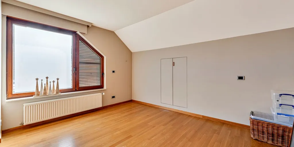 Chambres - Maison avec Jardin et Garage à Wevelgem