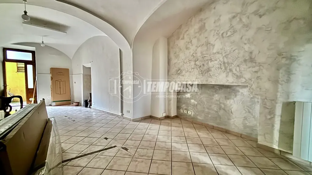 Séjour - Ground Floor Flat with Balcony in Biella