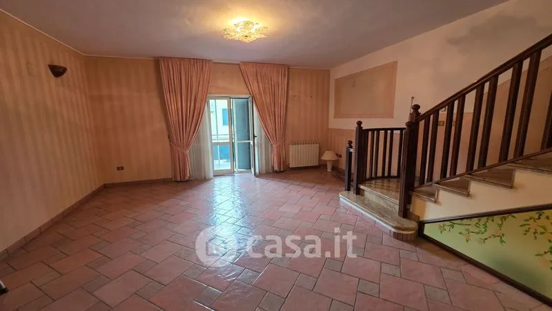 Toad - Terraced Villa with Balcony in Paola