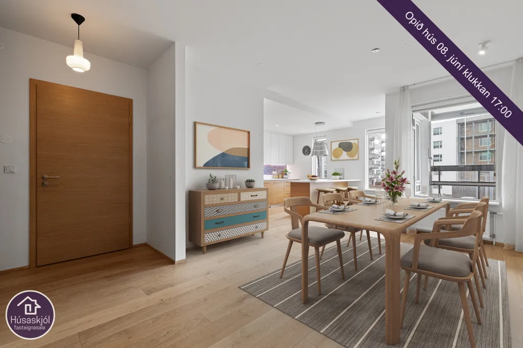 Dining Room - Apartment with Balcony in Reykjavik