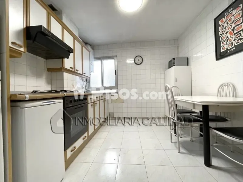 Kitchen - Student Flat with South Orientation in Burgos Centre