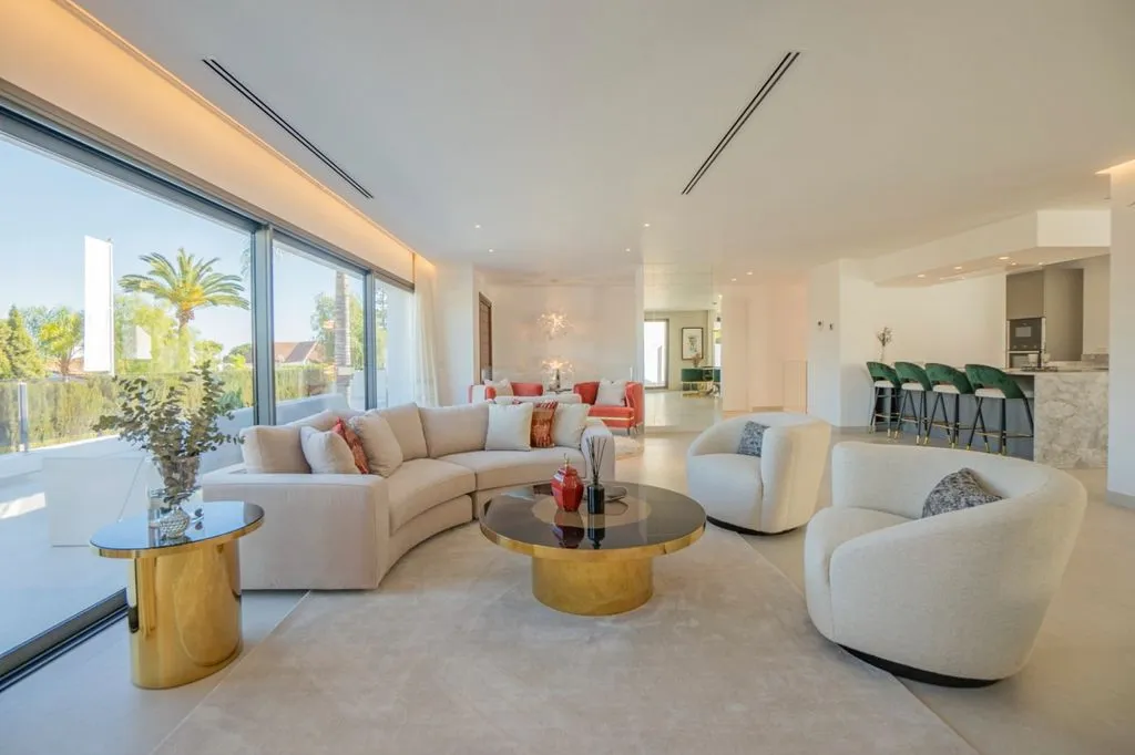 Séjour - Luxury Villa with Mountain Views in Marbella