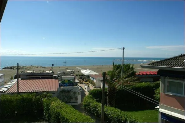 Seafront Apartment with Terrace in Ameglia