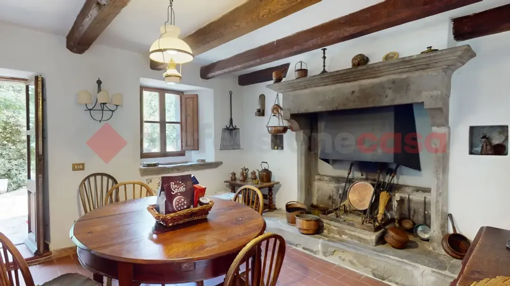 Söögituba - Rustic House with Pool in Castiglione Di Garfagnana