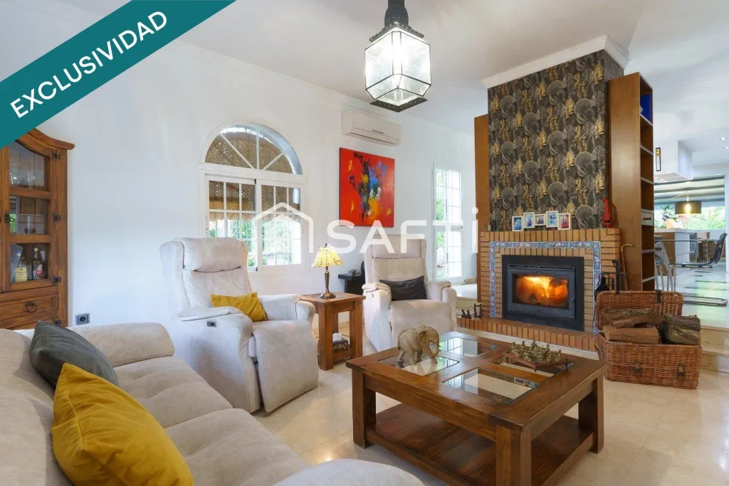 Elutuba - Renovated Villa with Pool in Manzanilla