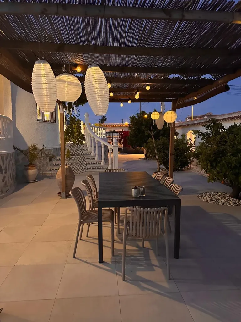 Terrasse - Nordic-Style Villa with Pool in Costa Blanca