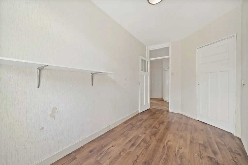 Toad - Spacious Ground Floor Flat near Rijswijk