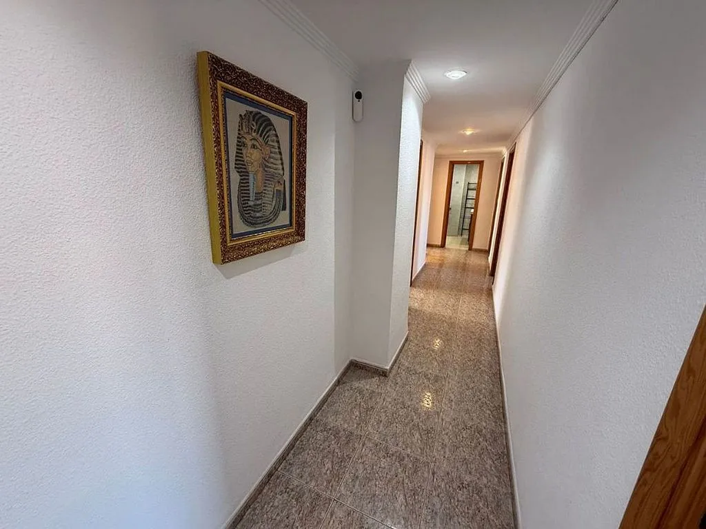 Esik - Apartment with Balcony in Raval, Valencia