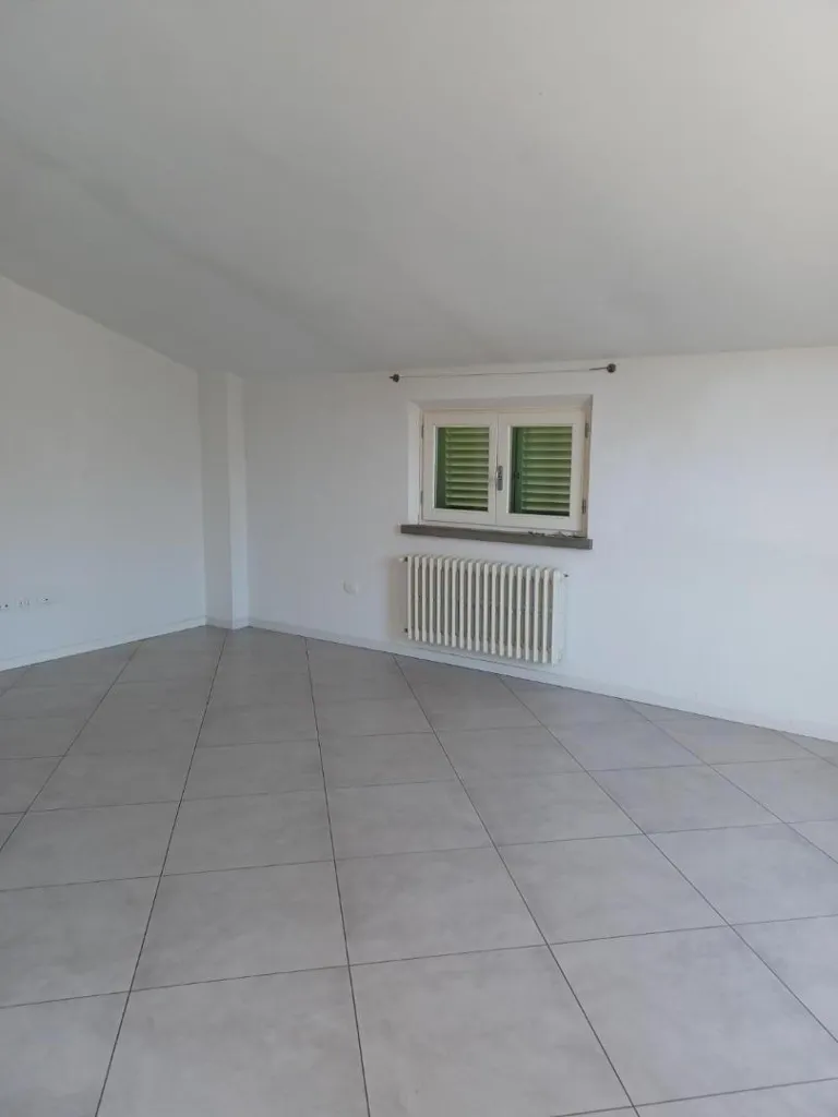 Stanze - Fully Renovated Apartment with Terrace in Vinci