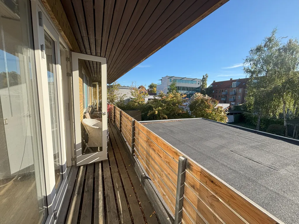 Balcon - Room with Balcony in Central Viby J