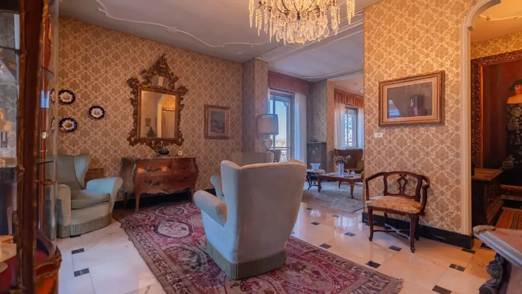 Séjour - Penthouse with Terraces in Torino's Crimea