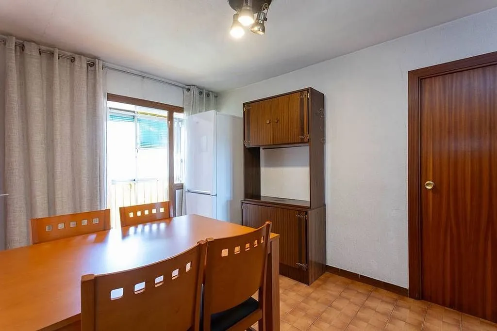 Salle à manger - Apartment with Sea Views in Les Roquetes