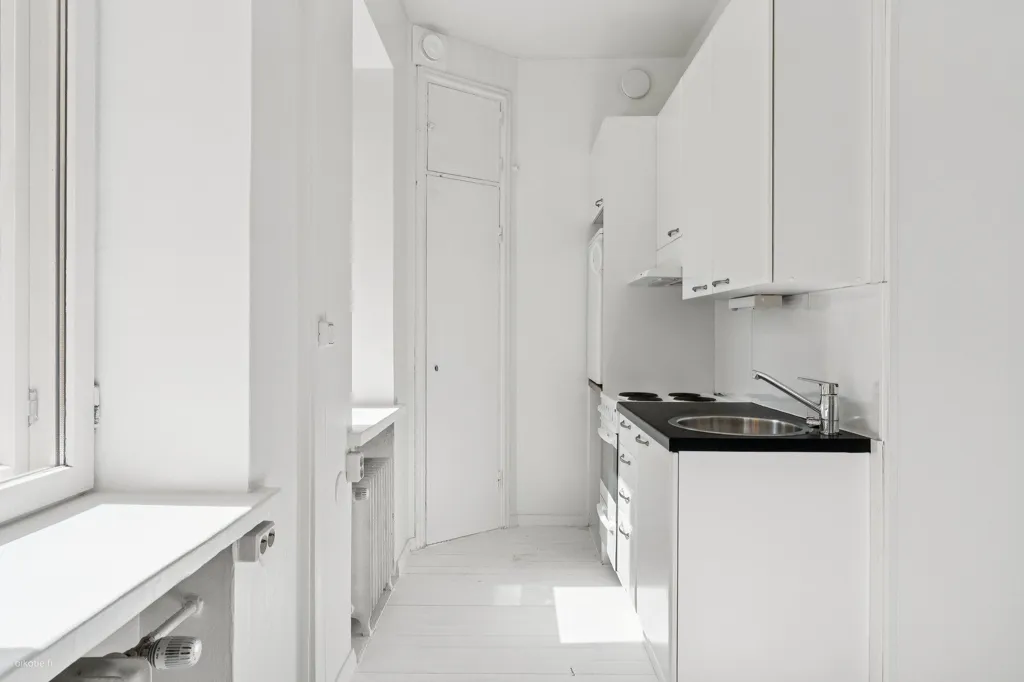 Köök - Bohemian Flat with Garden in Vaasankatu