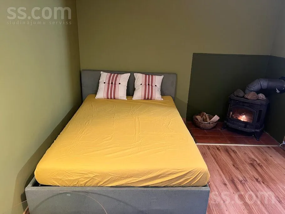 Magamistoad - Studio Apartment with Kitchen in Riga Centre