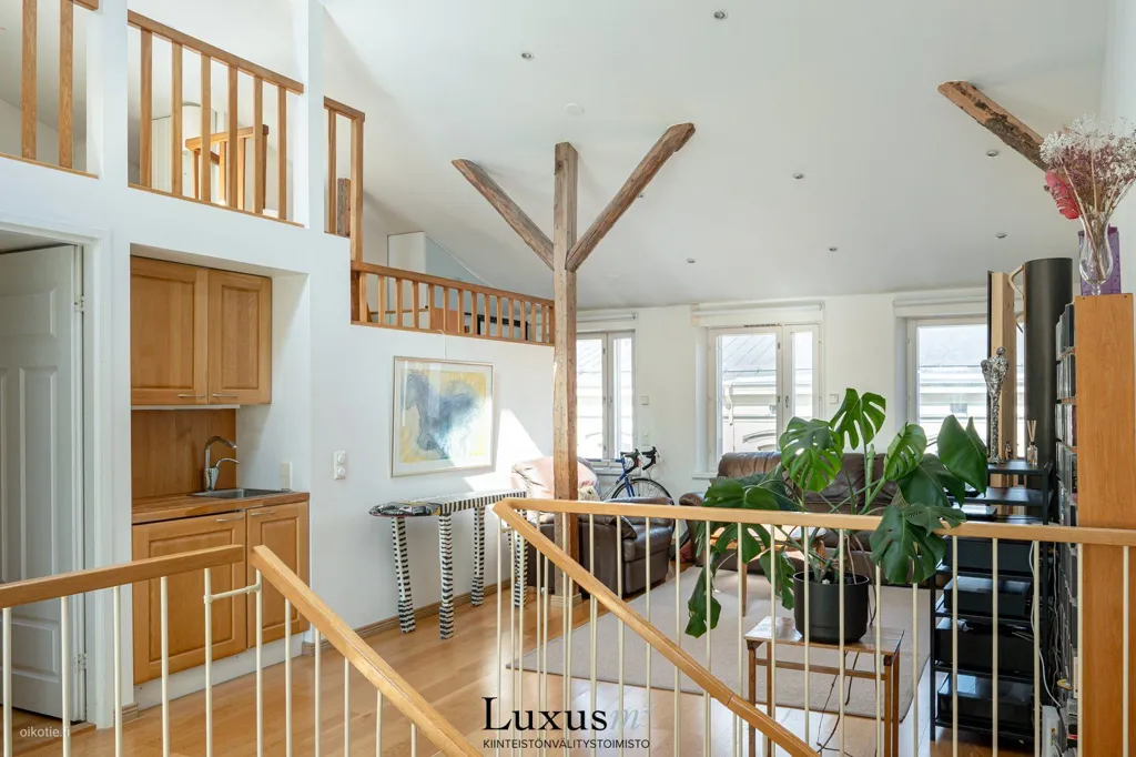 Toad - Architectural Apartment with Sea View in Hietalahti