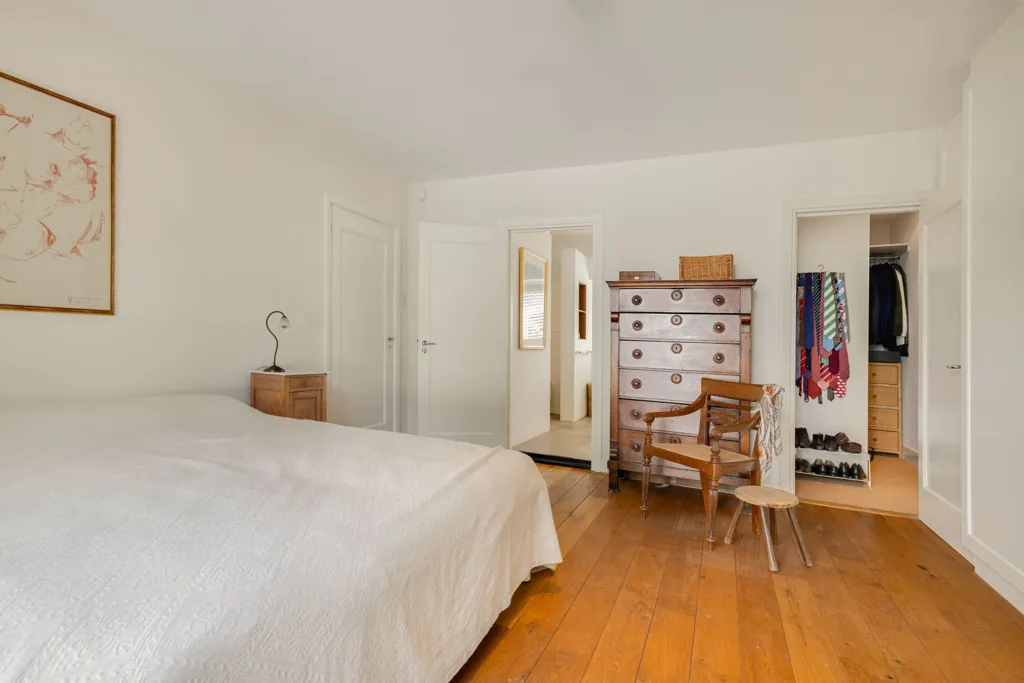 Bedrooms - Villa with Garden in Rotterdam-Kralingen