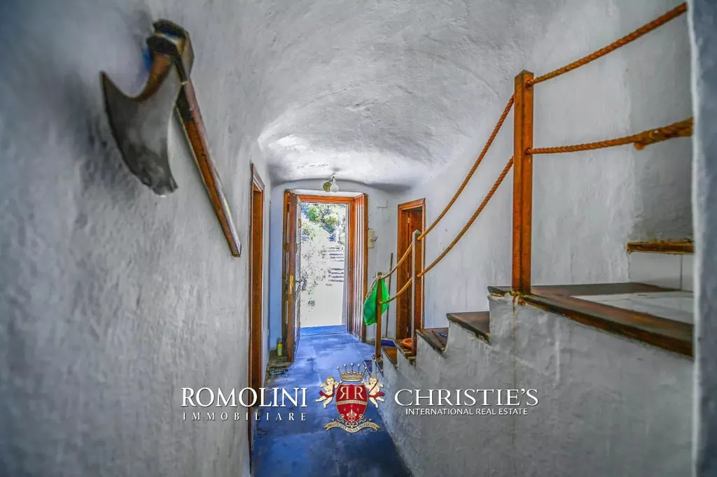 Esik - Waterfront Villa with Sea Access on Amalfi Coast