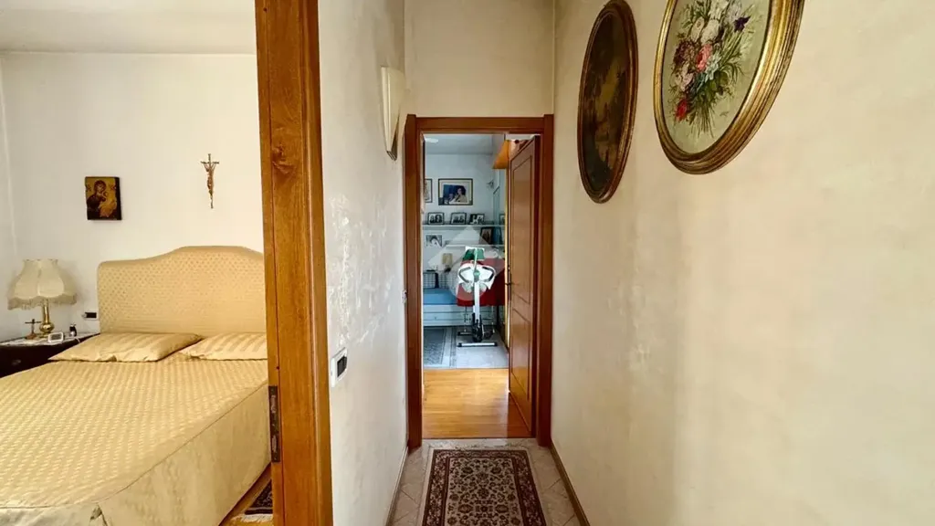 Chambres - Central Bifamily Villa with Terrace in Adro