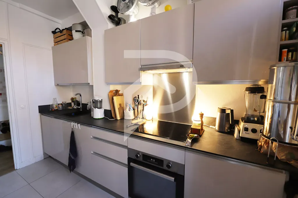 Cucina - Furnished Flat with Parking in Chatou