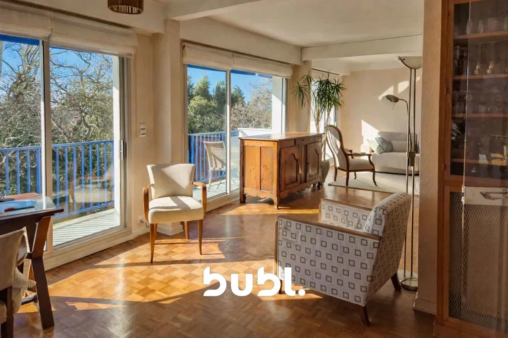 Living Room - Bright Apartment with Balcony in Parc d'Hiver