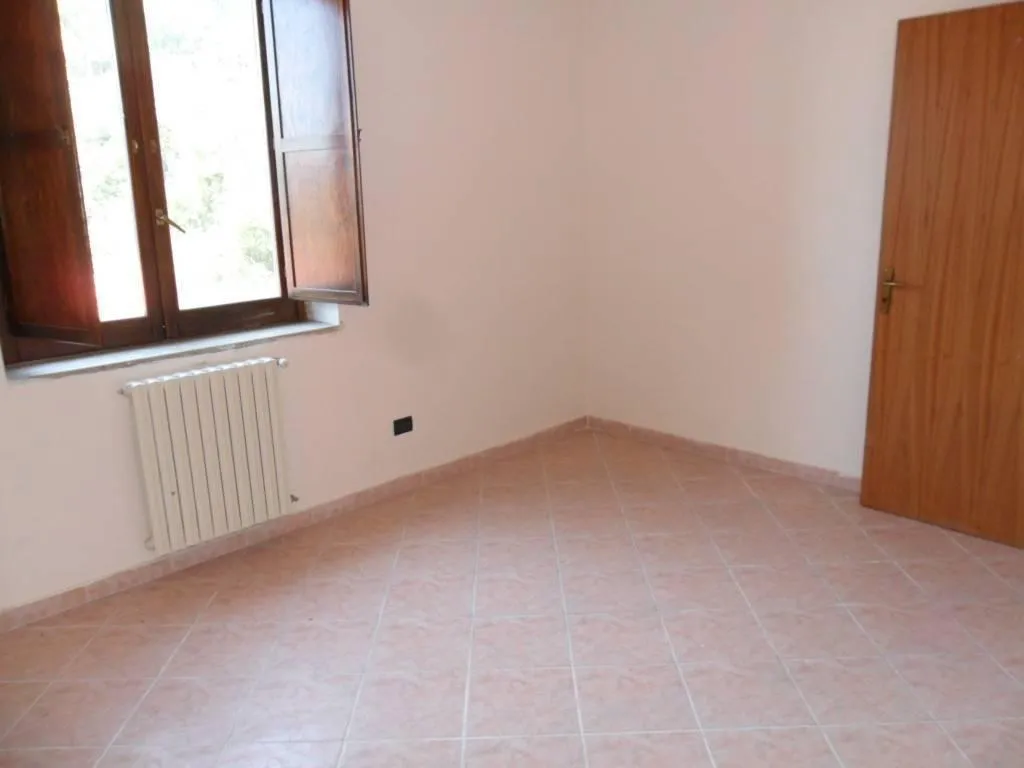 Pièces - Trilocale with Garden in Capocastello, Mercogliano