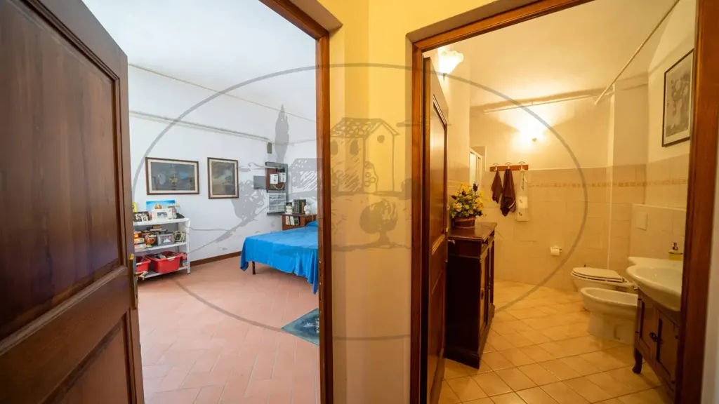 Vannitoad - Rustic Farmhouse with Multiple Uses in Figline Valdarno