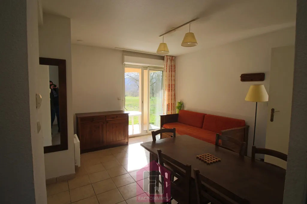 Söögituba - Garden-Level Apartment with Pool in Prayssac