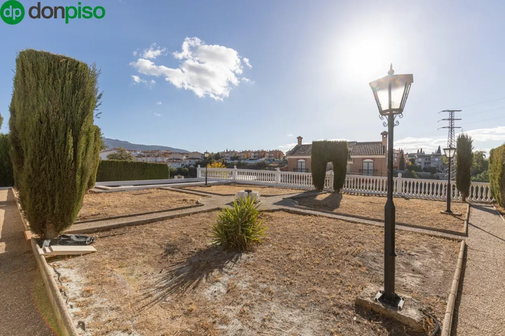Jardin - Chalet with Private Pool in Calle del Abedul