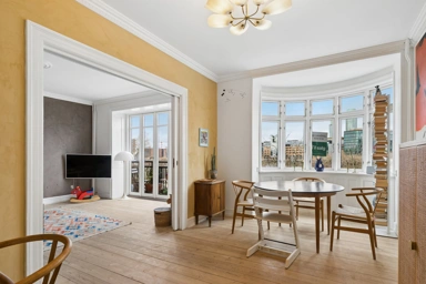 Dining Room - Apartment with Harbour View in Islands Brygge