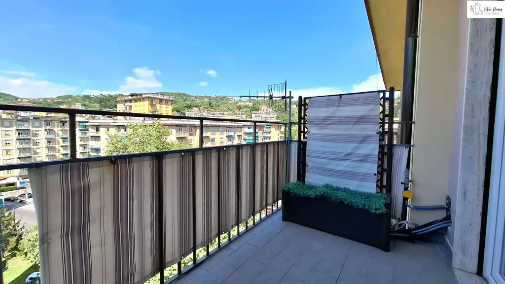 Balcon - Modernised Studio with Terrace in La Spezia