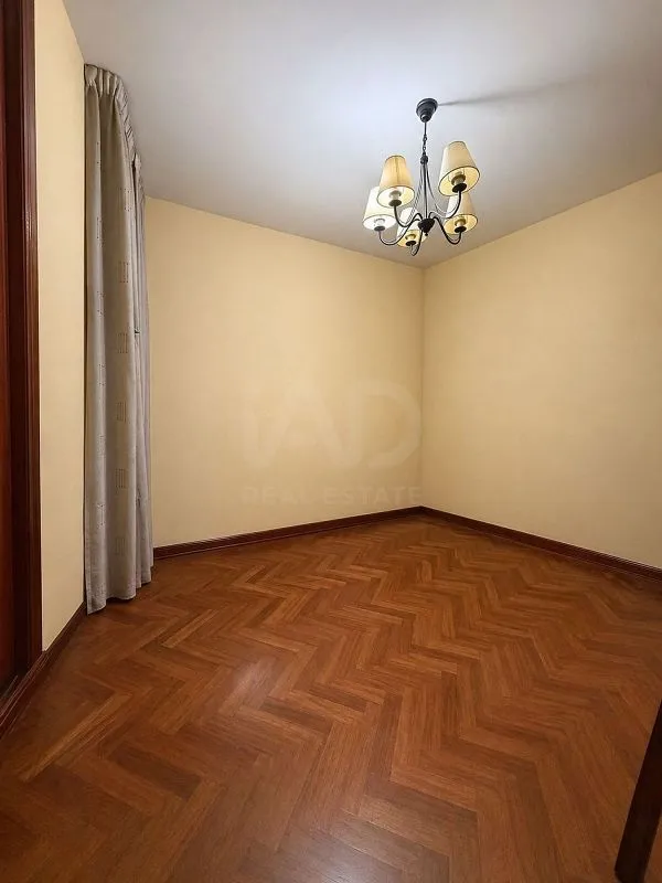 Toad - Apartment with Garage in Arteixo