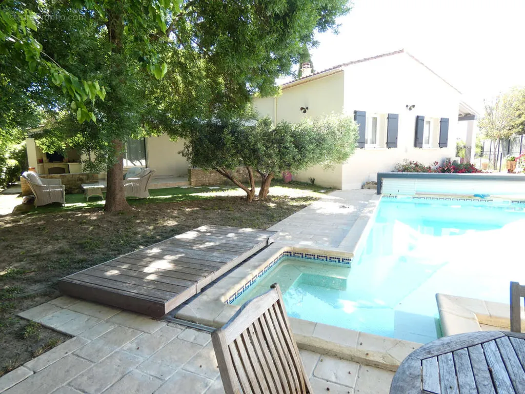 Bassein - Renovated House with Pool in Saint Chaptes