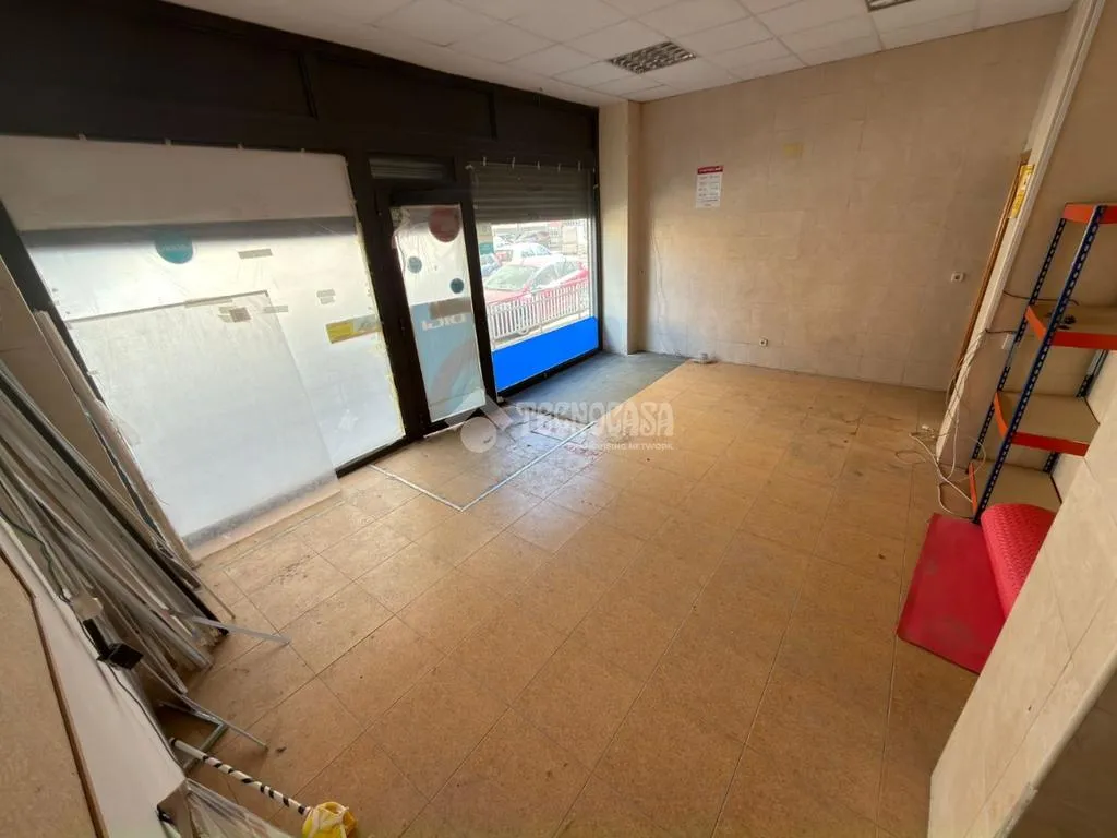 Toad - Commercial Unit with Future Green Views in Batán
