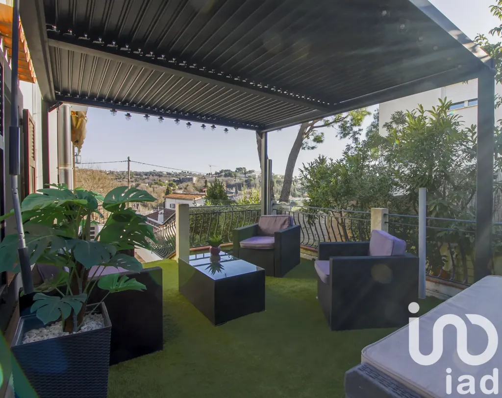 Terrace - Individual House with Garden View in Cagnes-sur-Mer